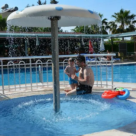 Yavuzhan Hotel Side